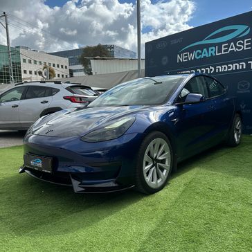טסלה MODEL 3