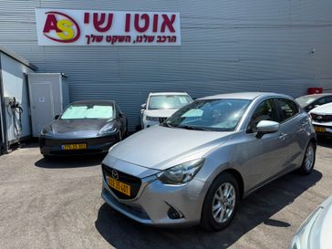 מזדה 2