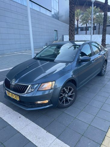 סקודה אוקטביה