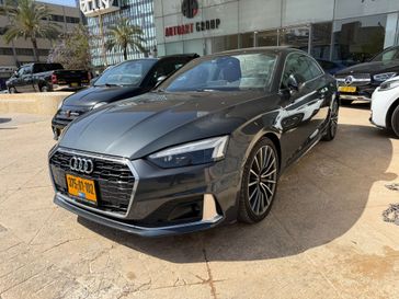 אאודי A5