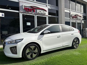 יונדאי איוניק