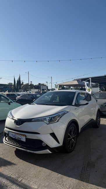 טויוטה C-HR
