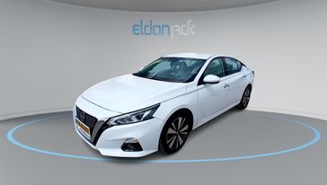 ניסאן אלטימה