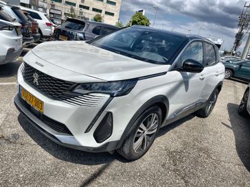 פיג'ו 3008