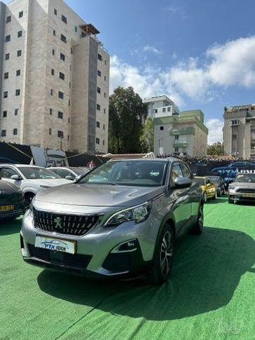 פיג'ו 3008