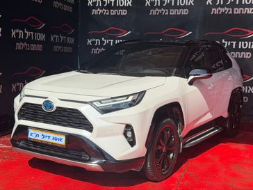 טויוטה RAV4