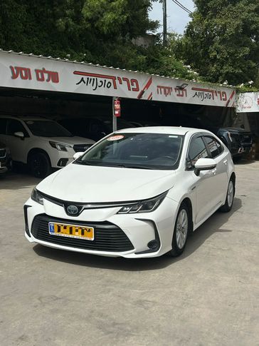 טויוטה קורולה