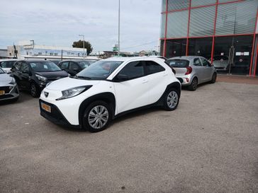 טויוטה אייגו