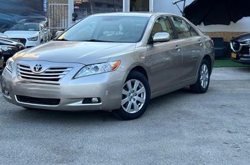 טויוטה קאמרי