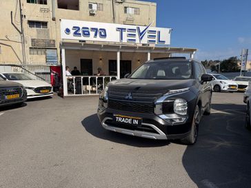 מיצובישי אאוטלנדר