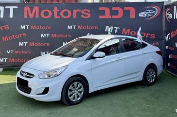 יונדאי I25