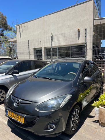 מזדה 2