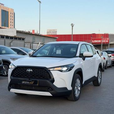 טויוטה קורולה קרוס