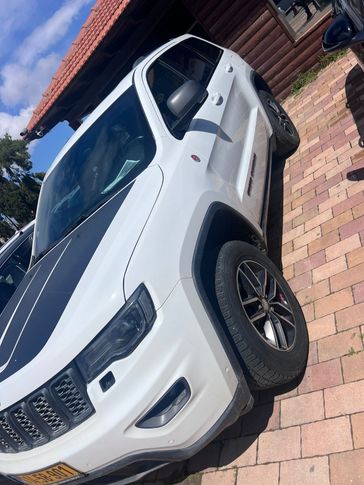 ג'יפ גראנד צ'ירוקי