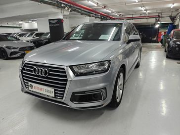 אאודי Q7