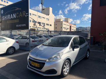 פיג'ו 208