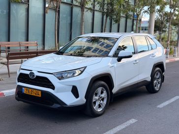 טויוטה RAV4