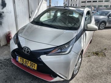 טויוטה אייגו