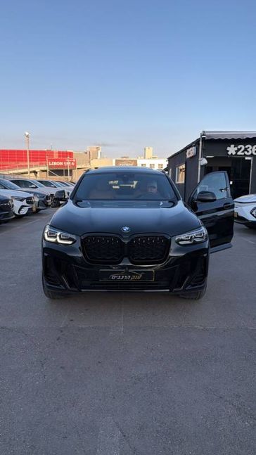 ב מ וו X4
