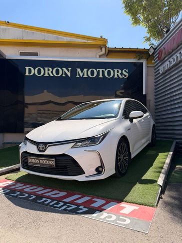 טויוטה קורולה