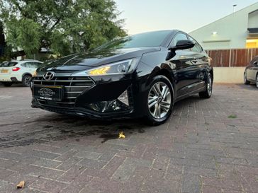 יונדאי אלנטרה