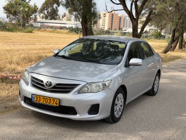 טויוטה קורולה