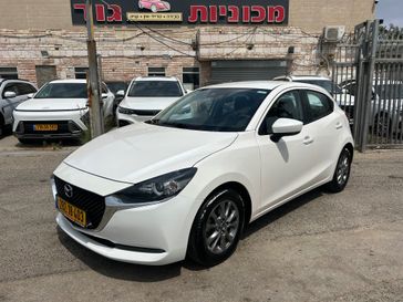 מזדה 2