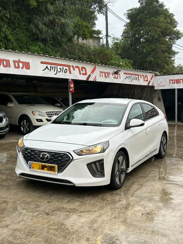 יונדאי איוניק