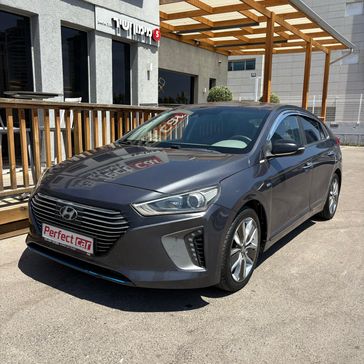 יונדאי איוניק