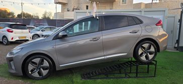 יונדאי איוניק