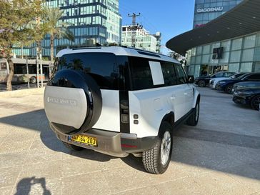 לנד רובר דיפנדר