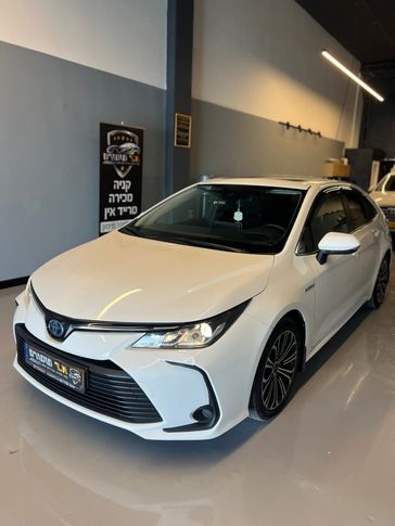 טויוטה קורולה