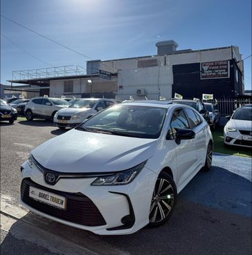 טויוטה קורולה