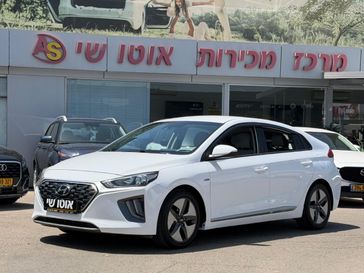 יונדאי איוניק