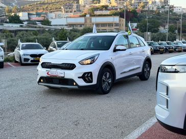 קיה נירו
