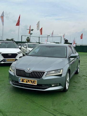 סקודה סופרב