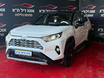 טויוטה RAV4