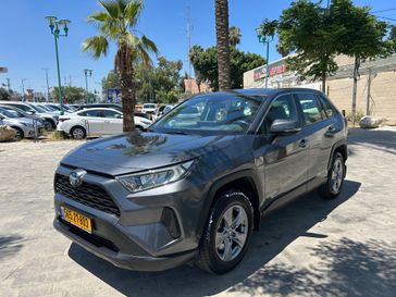 טויוטה RAV4