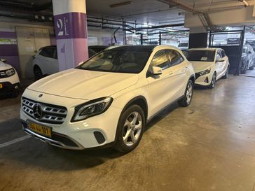 מרצדס GLA קלאס