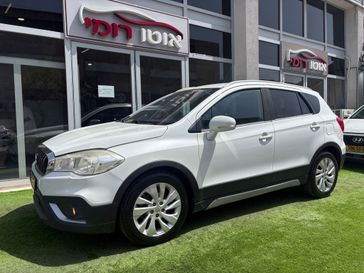 סוזוקי CROSSOVER