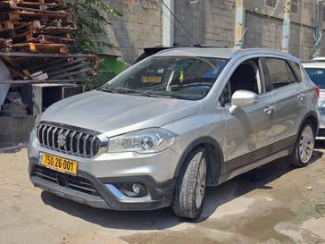 סוזוקי SX4 CROSSOVER