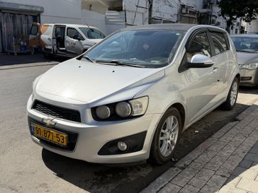 שברולט סוניק