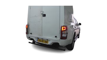 מיצובישי L-200