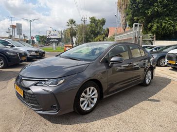 טויוטה קורולה