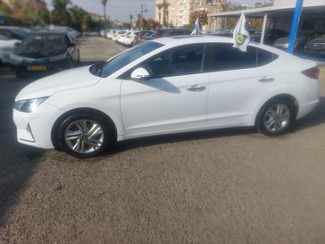 יונדאי אלנטרה