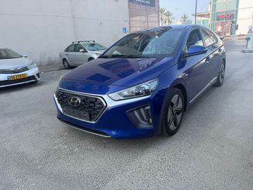 יונדאי איוניק