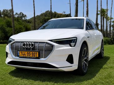 אאודי E-tron