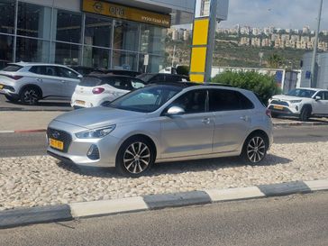 יונדאי I30