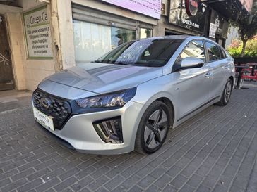יונדאי איוניק