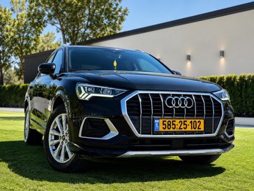 אאודי Q3